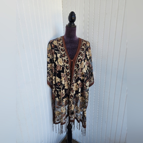 Women's Multi-Way Poncho Topper Scarf  Fringe Brown Tan Floral Rose Metallic OS - Picture 1 of 13